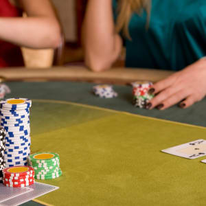 TÃ« mirat dhe tÃ« kÃ«qijat e tÃ« luajturit Caribbean Stud Poker