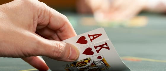 Pagesat dhe shanset në Video Poker Online