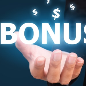 Bonuset e mirëseardhjes kundrejt bonuseve pa depozite në kazinotë në internet 2024