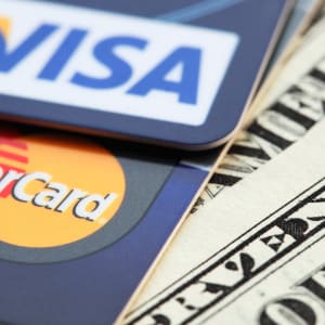 Debiti Mastercard kundrejt Kartave tÃ« Kreditit pÃ«r Depozitat nÃ« Kazino Online